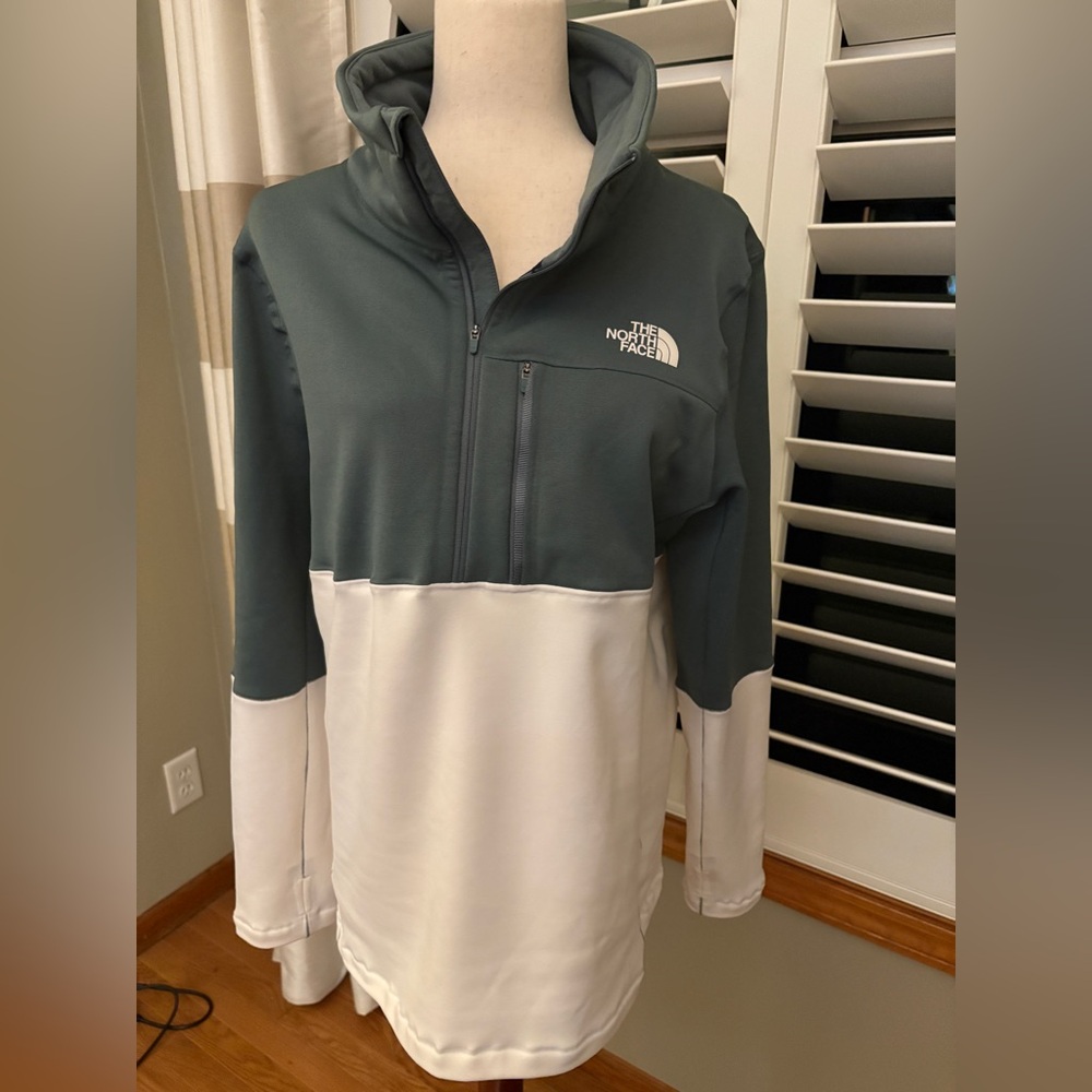 The North Face top